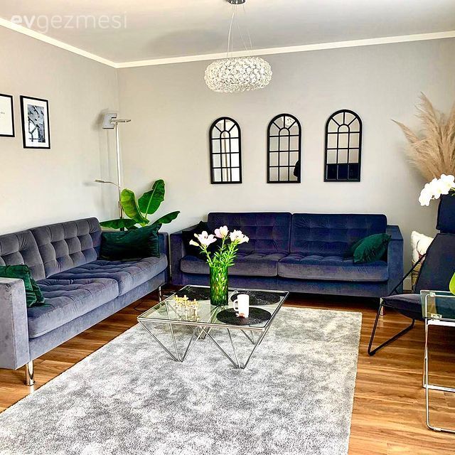 Modern Stili Seven Bu Evin Bahçesi Gülük Gülistanlık!