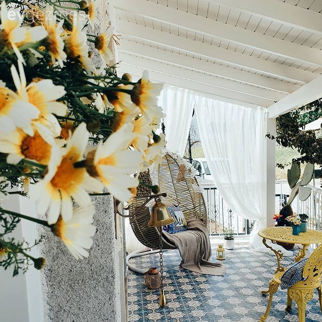 İzmir'deki Bu Yazlık Rustik ve Bohemin Buluşma Noktası!