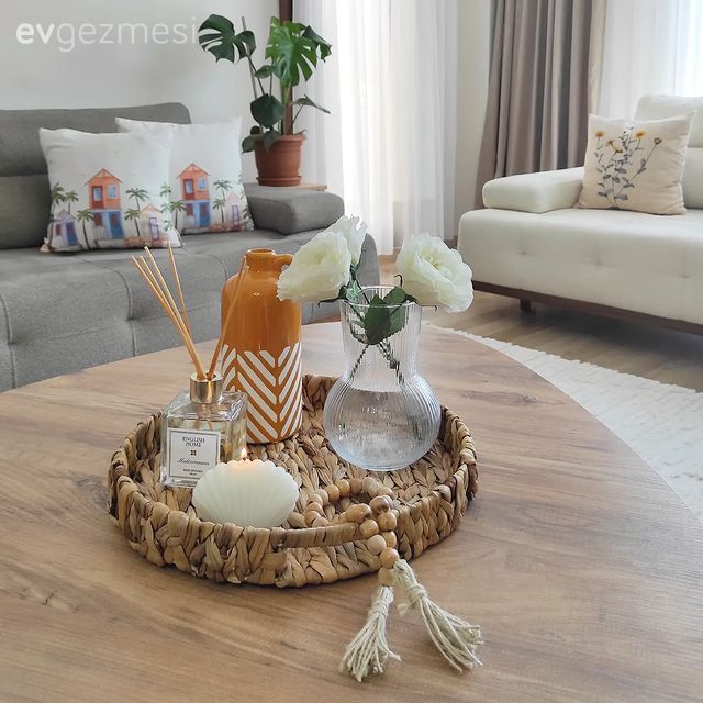 Salon, Modern, Bej, Krem, Beyaz, Vizon, Koltuk takımı, Kırlent, Ev tekstili, Fon perde, Perde, Tül perde, Orta sehpa, Sehpa, Halı, Salon halısı, Saksı