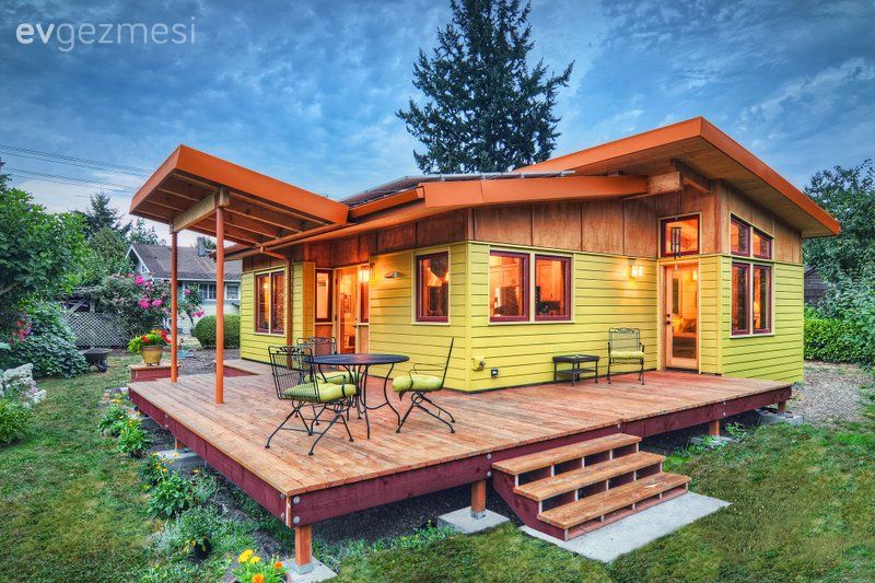 Kır Evi Ruhunu Yaşatan Eğik Çatılı 74 M2'lik Ahşap Ev!