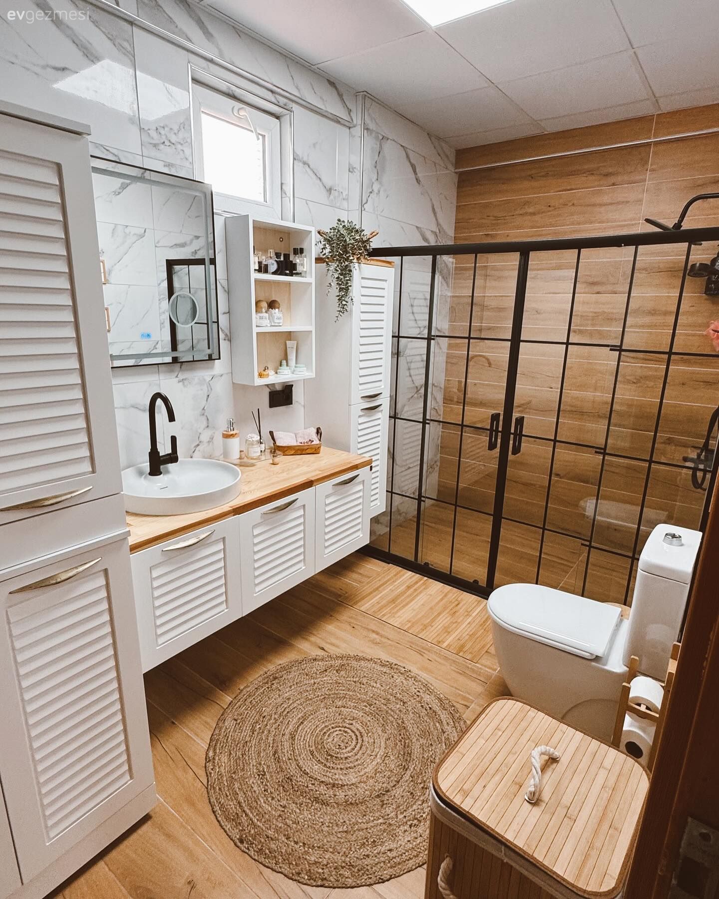 Bu Köy Evinde Geleneksel ve Modern Detaylar Bir Arada!