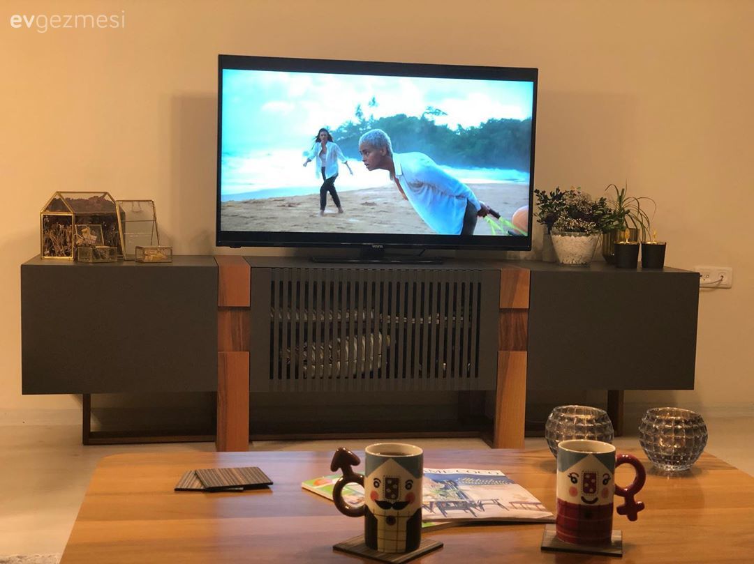 Modern Stilin Sıcak Detaylarla Buluştuğu Bir Dekor