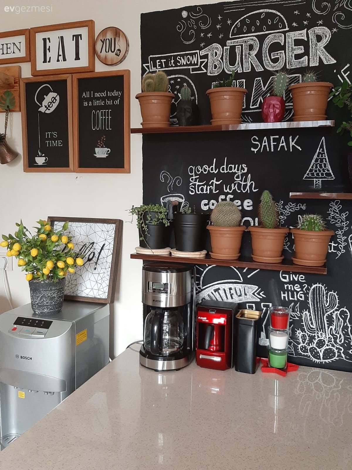 Bu Evde Popüler Trendler Kişisel Yorumlarla Yeni Bir Hal Almış!