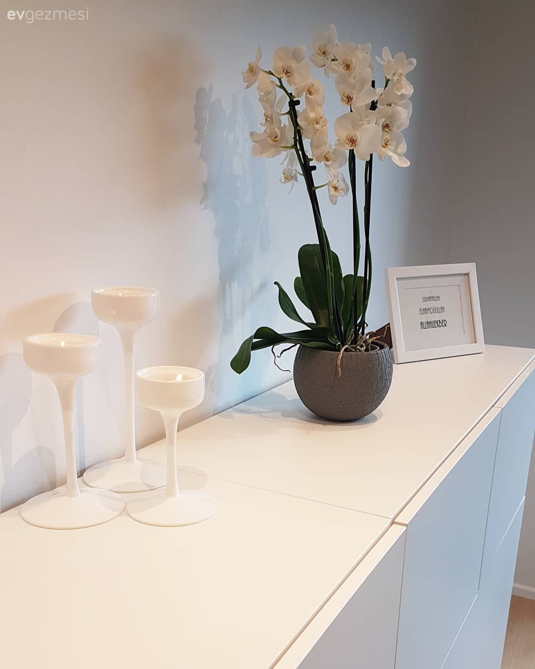 Bu Beyazlara Kuşanmış Evin Ruhu Minimalist Şıklıktan Yana