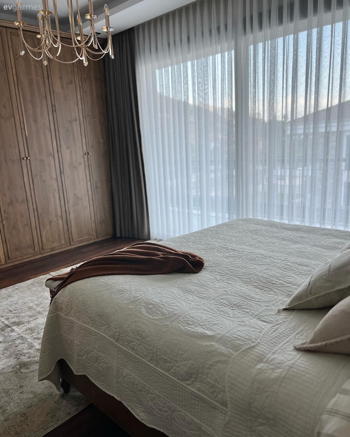 Masif Ahşaplar, Albenisi Yüksek Aksesuarlar: Marmaris'te Bir Müstakil Ev!