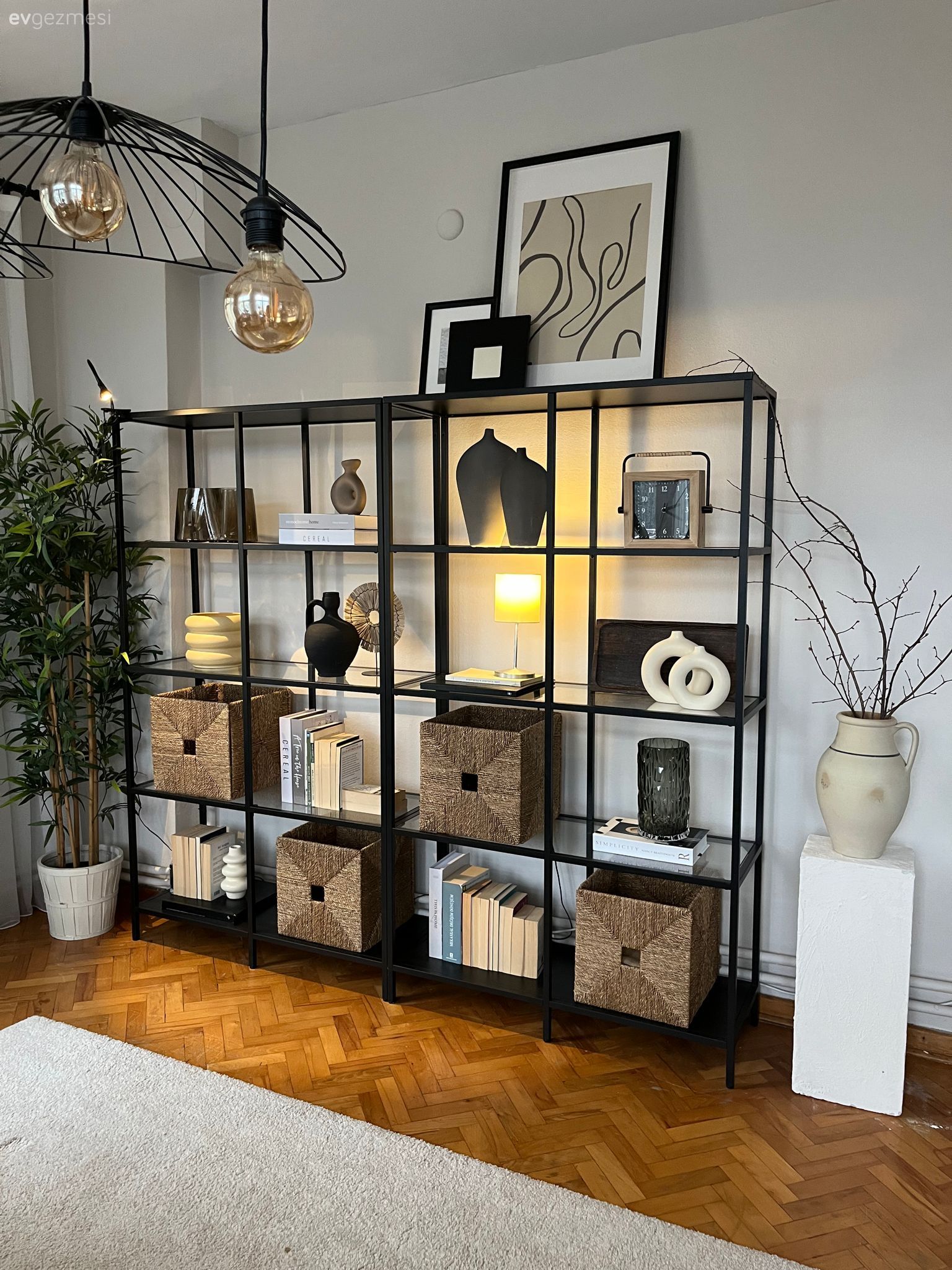 Evini Sıradanlıktan Kurtarmak İsteyenlere Duvarlarıyla Örnek Bir Dekor!