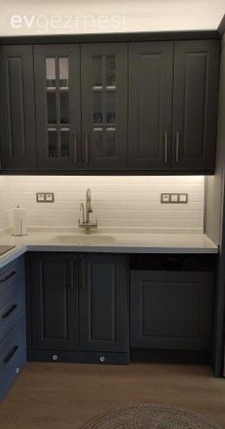 Mutfak, Gri, Beyaz, Mutfak tezgahı, Mutfak tezgah arası, Metro seramik, Seramik