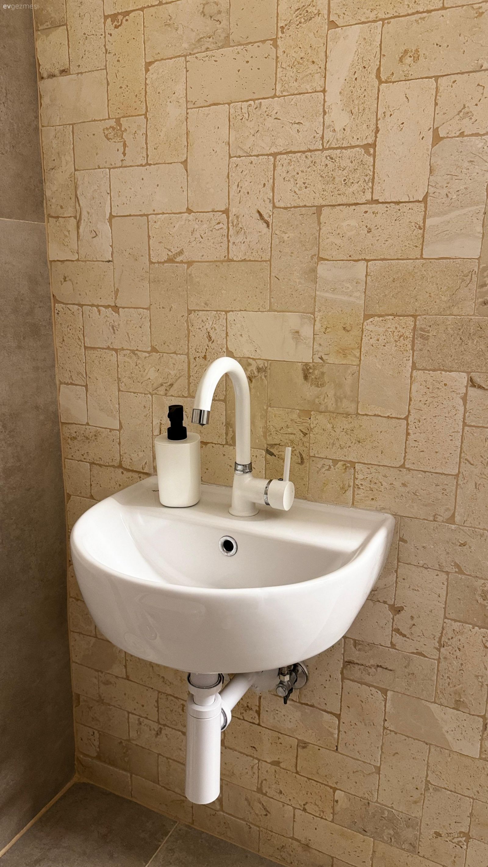 Öncesi&Sonrası: 50 Yıllık Banyonun Yenilenme Öyküsü