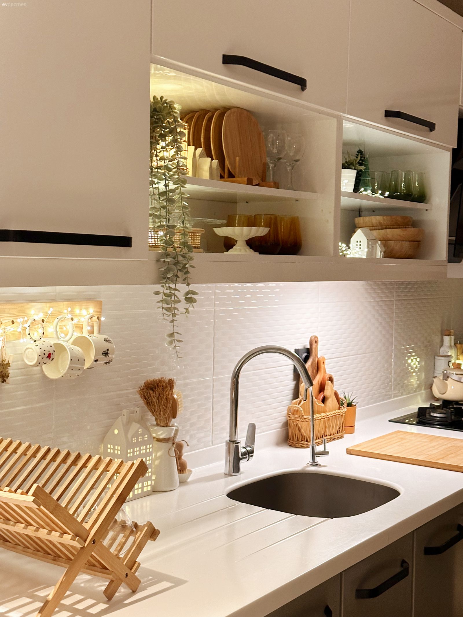 İskandinav Ruhlu Bu Dekorda Küçük Değişiklikler Eve Yeni Soluk Katmış!