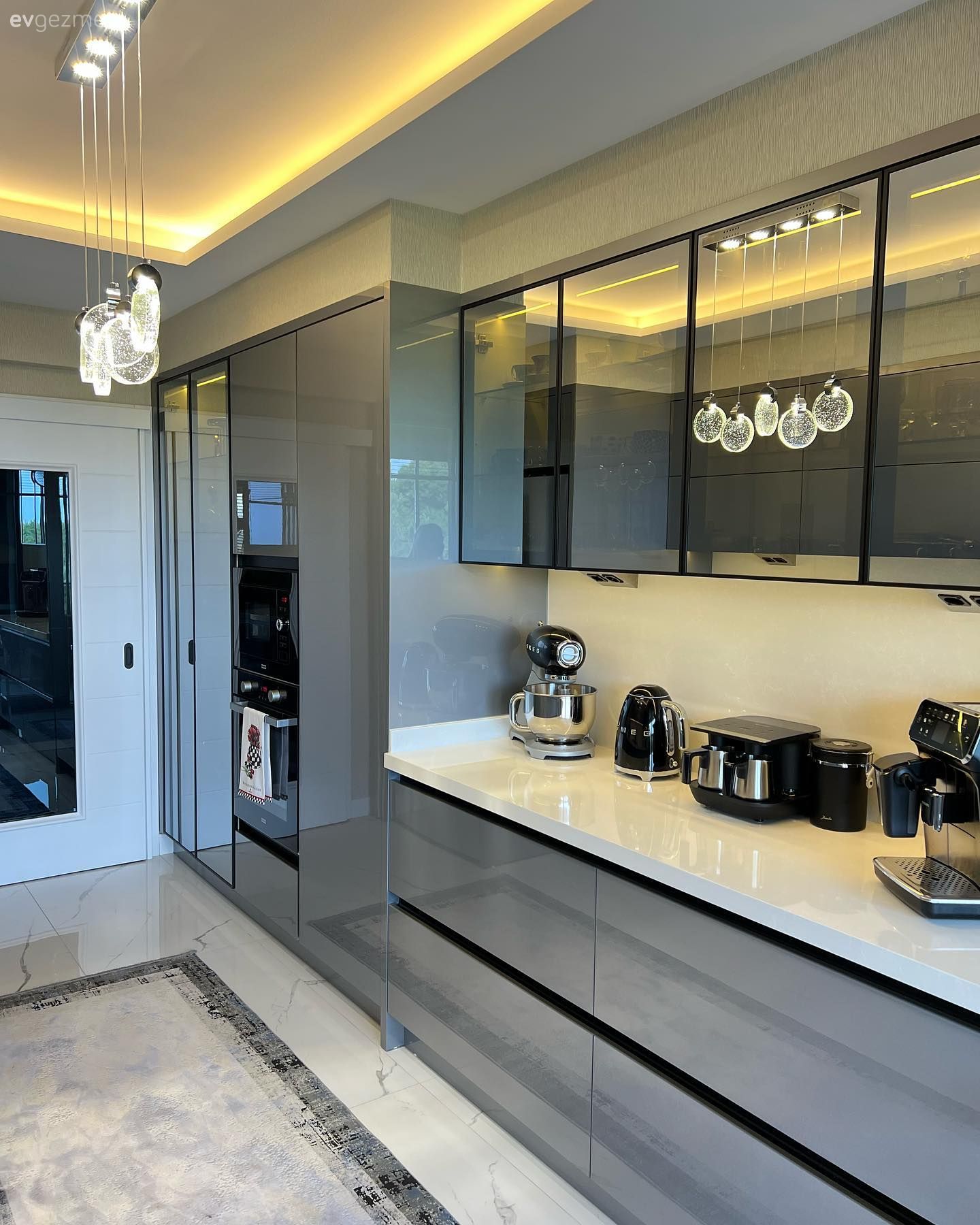 Mutfak Dolapları İçin Hangi Camı Tercih Edebilirsiniz?