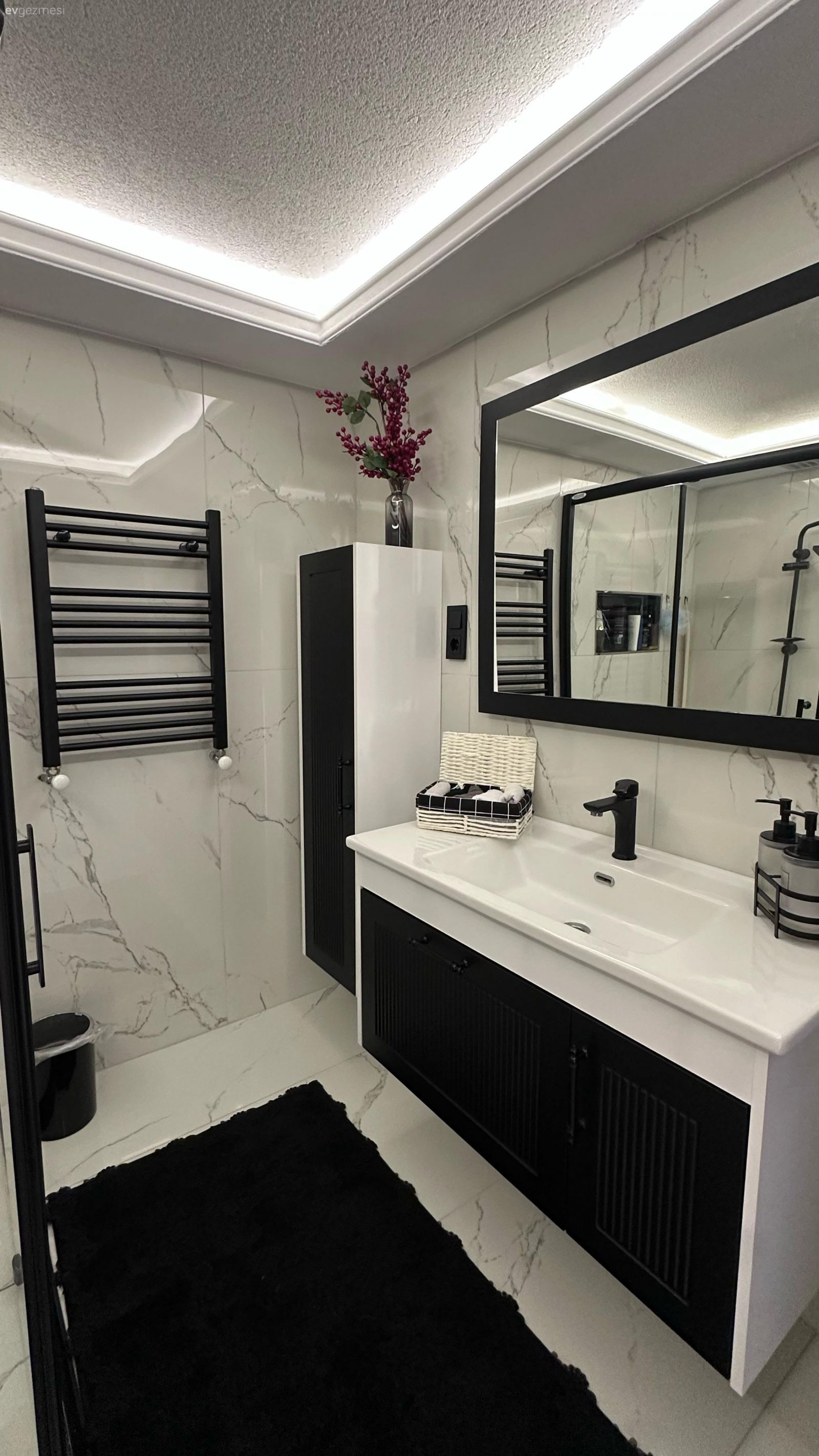 Bu Dubleks Evin İçinde Her Amaca Hizmet Eden Ayrı Bir Oda Var