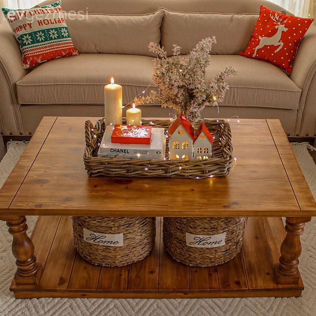 Salon, Bohem Dekorasyon, Yılbaşı dekorasyonu, Vizon, Krem, Bej, Kırmızı, Beyaz, Koltuk takımı, Kırlent, Ev tekstili, Desenler, Orta sehpa, Sehpa, Puf, Halı, Sehpa üstü aksesuarı, Ev Aksesuar, Hasır sepet, Abajur, Aydınlatma, Dekoratif Objeler