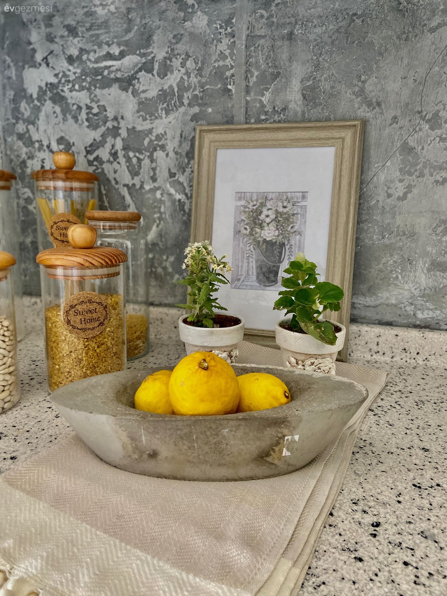 Bu Country Mutfağın Tezgah Arasından İtalyan Ezgileri Sesleniyor!