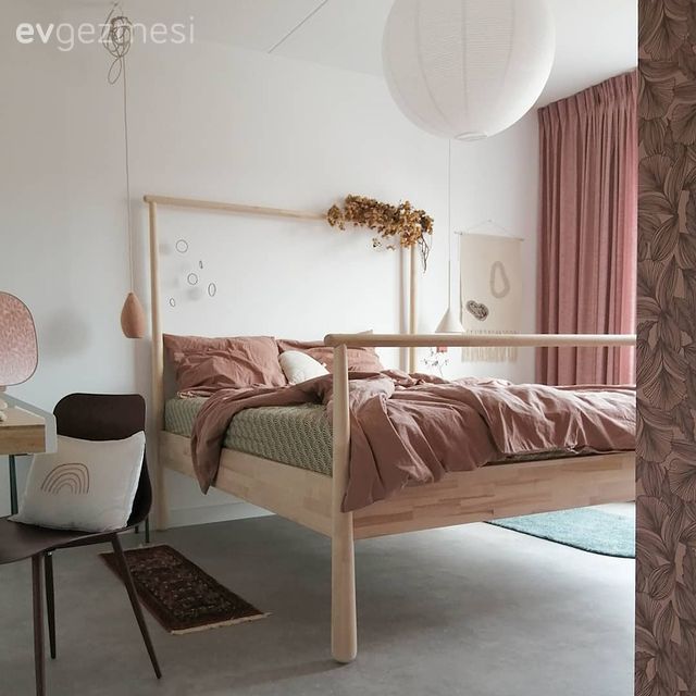 Yatak Odası, İskandinav, Pembe, Gri, Beyaz, Yatak tacı, Fon perde, Perde, Yatak örtüsü, Sandalye, Komodin, Yolluk, Halı, Yatak odası avizesi