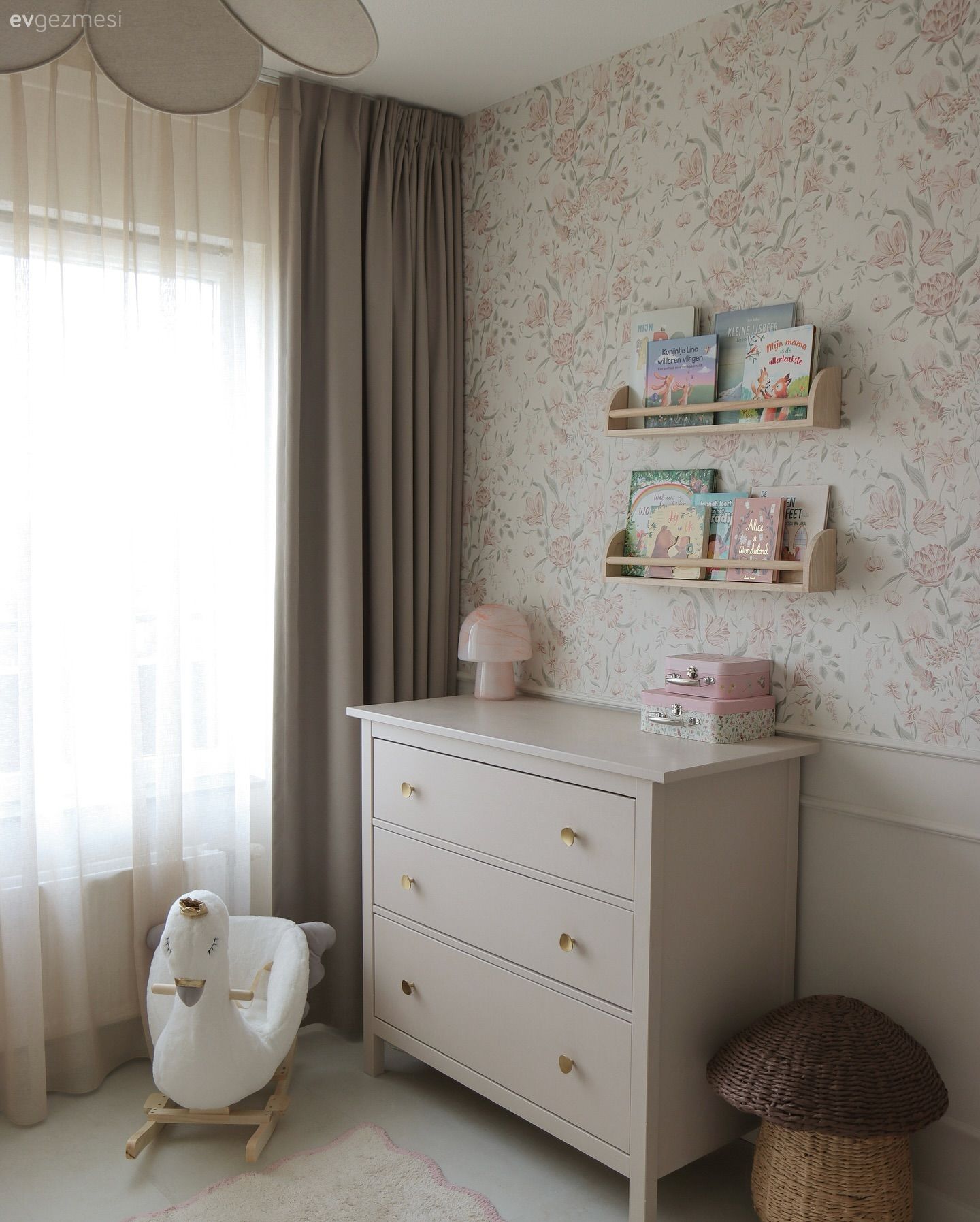 Çıtalarla Cazibe Kazanan Bu Ev Ferahlıktan Vazgeçmiyor