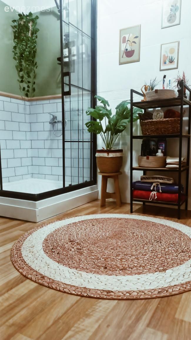 Öncesi&Sonrası: Bu Banyo Değişiminde Tüm Alan Folyo İle Değişmiş!