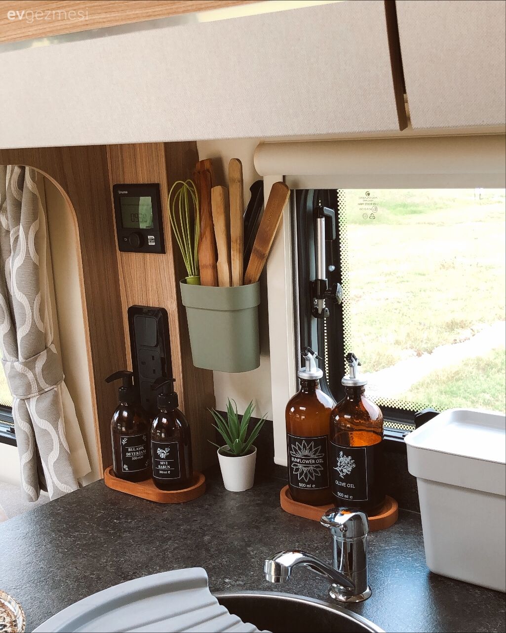 3+1 Evden Tam Zamanlı Karavana: Bir Doğayla Kucaklaşma Hikayesi!