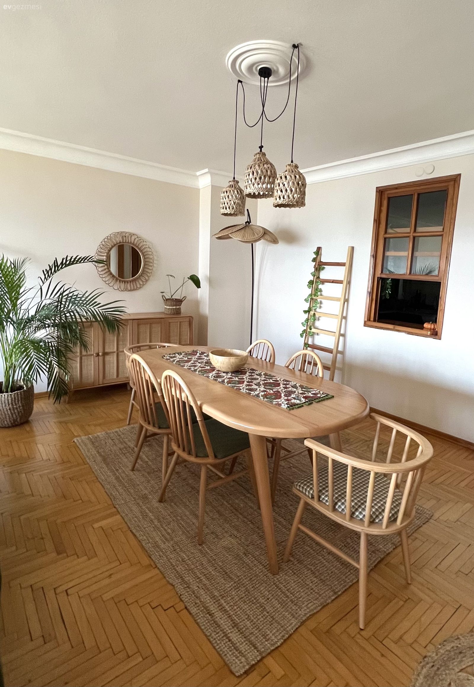 Enerjisi Arşa Çıkmış Bu Evde Her Şey Yerli Yerinde!