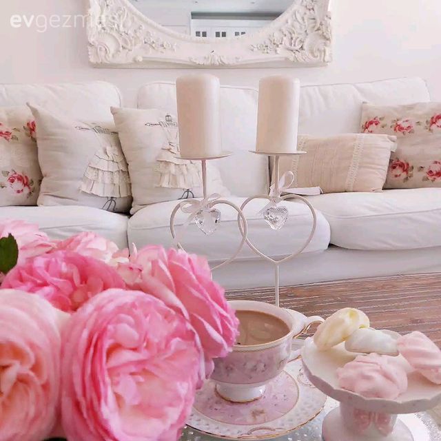 Ev Gezmesi: Buram Buram Country Kokan Bir İzmir Evi