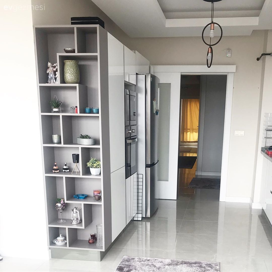 Mutfak, Modern mutfak, Beyaz mutfak, Duvar rafı, Duvar dekorasyonu, Mutfak duvar dekorasyonu, Mutfak Avize Modelleri, Mutfak aksesuarları, Ekstra mutfak dolabı, Ankastre