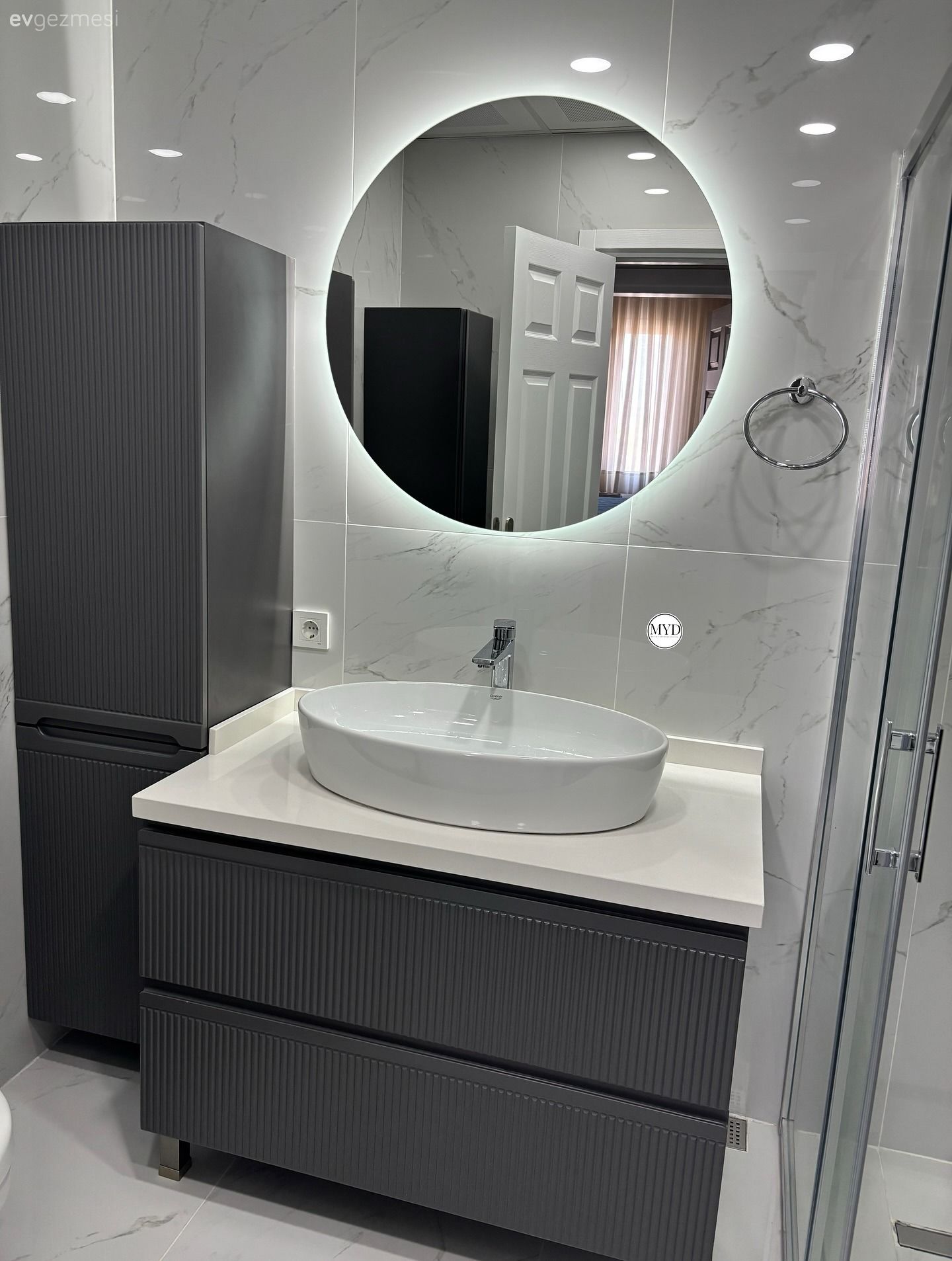 Bu Evde Banyo ve Mutfağa Modern Dokunuşlar İyi Gelmiş