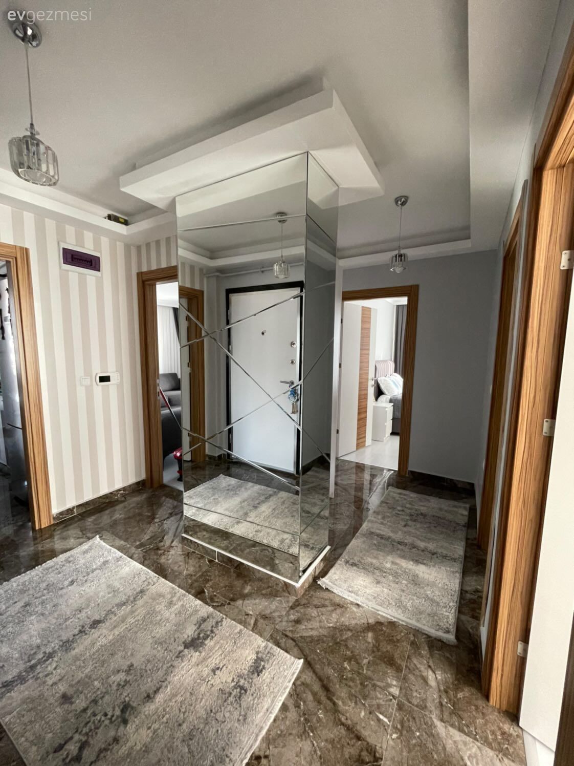 Bu İstanbul Evi Nötr Tonların Gölgesinde Tarzını Konuşturmuş