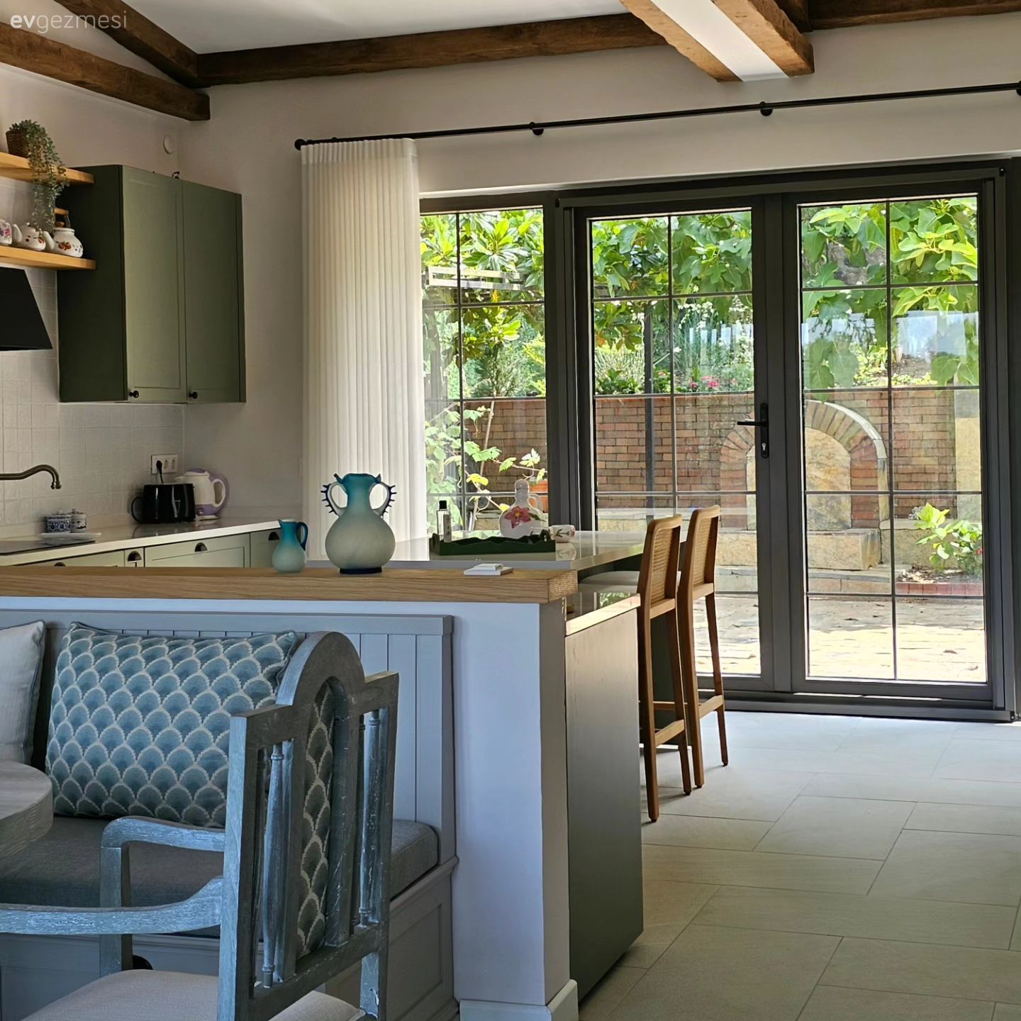 Bu İki Katlı Yalova Evinde Her Şey Alana Özel Olmuş!