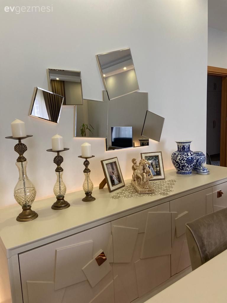 Beyaz, Krem, Konsol, Konsol üzeri dekoratif objeleri, Ayna, Şamdan, Ev Aksesuar, Çerçeve, Vazo