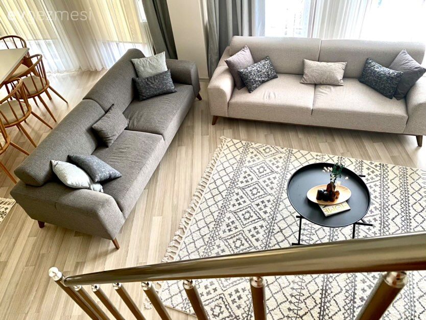 Salon, Koltuk takımı, Bej, Antrasit  , Kırlent, Ev tekstili, Halı, Salon halısı, Sandalye, Modern, Merdiven, Dubleks evler, Orta sehpa, Sehpa