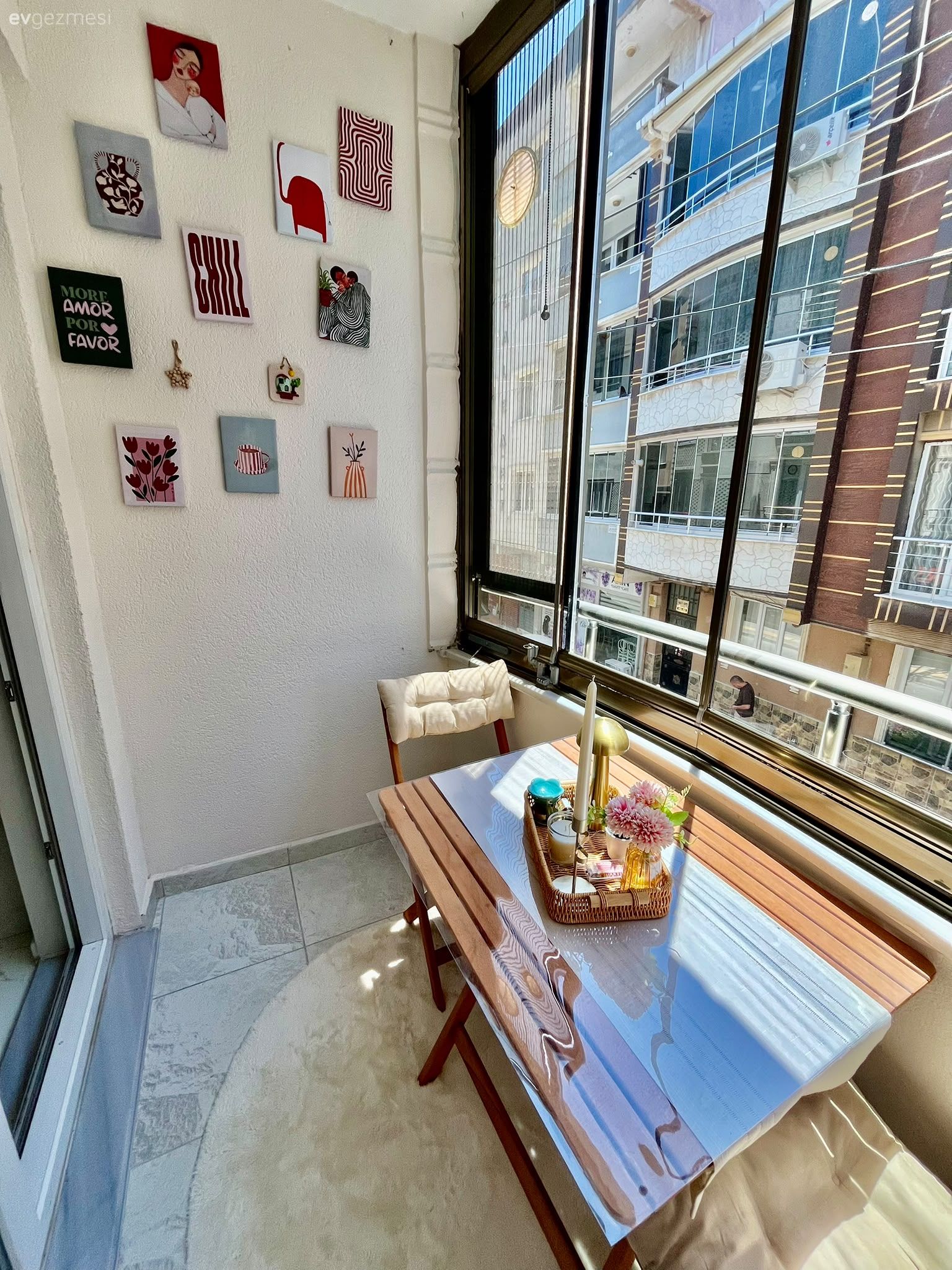 Balkon, Küçük balkon