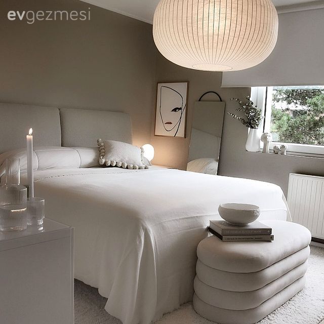 Yatak Odası, Beyaz, Gri, Yatak örtüsü, Yatak başlığı, Puf, Yatak odası avizesi, Art deko