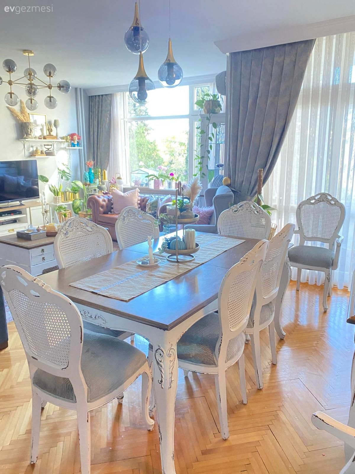 Bu Ev Katalogdan Fırlamışçasına Duran Dekorlara Meydan Okuyor!