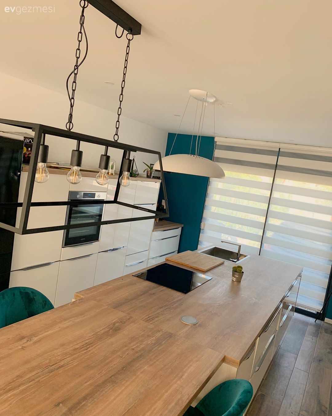 Öncesi&Sonrası: Terk Edilmiş Metruk Evden Lüks Eve Geçiş!