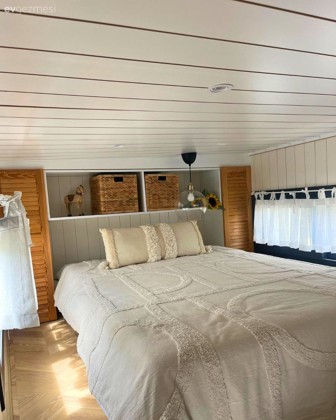 Tiny house, Ahşap Mobilya, Country, Perde, Lambri, Yatak Odası, Hasır sepet