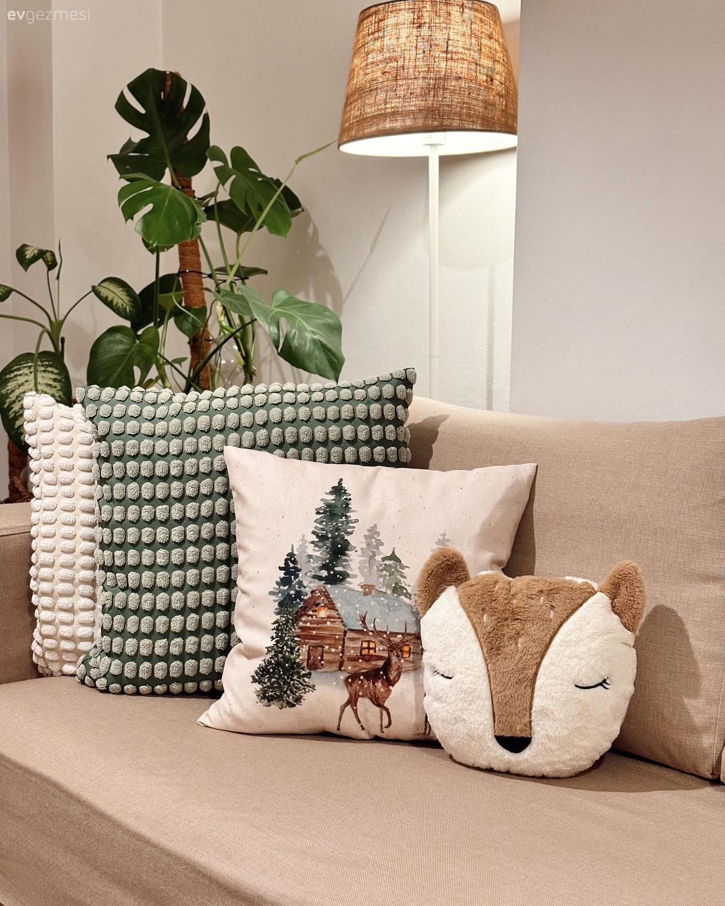 Kırlent, Ev tekstili, Beyaz