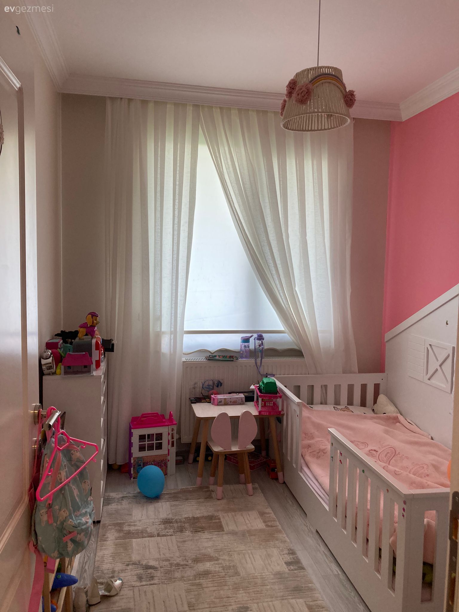 Çocuk Odası, Pembe, Beyaz