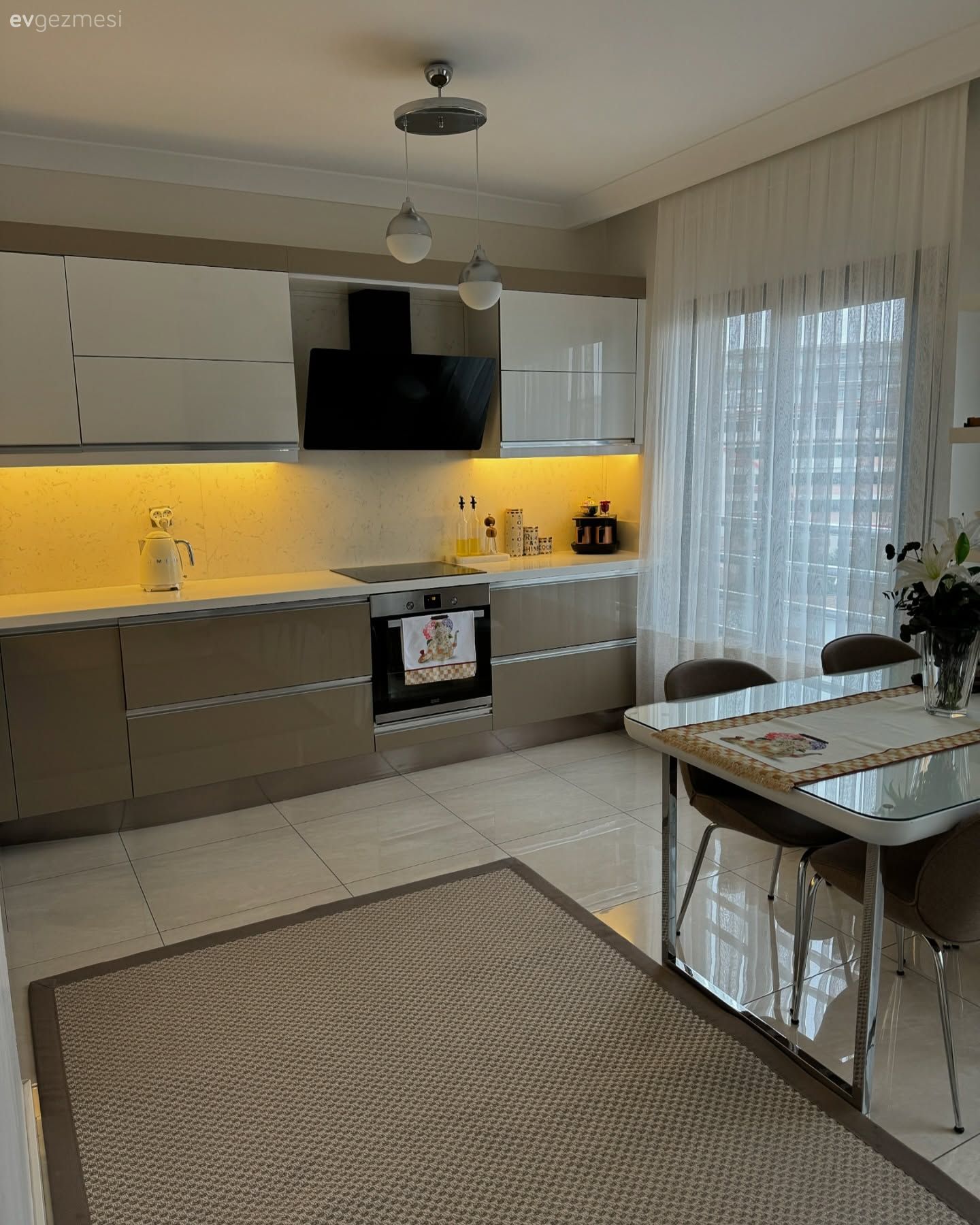 Kocaeli'deki İki Katlı Bu Evin Her Odası Ayrı Özene Sahip