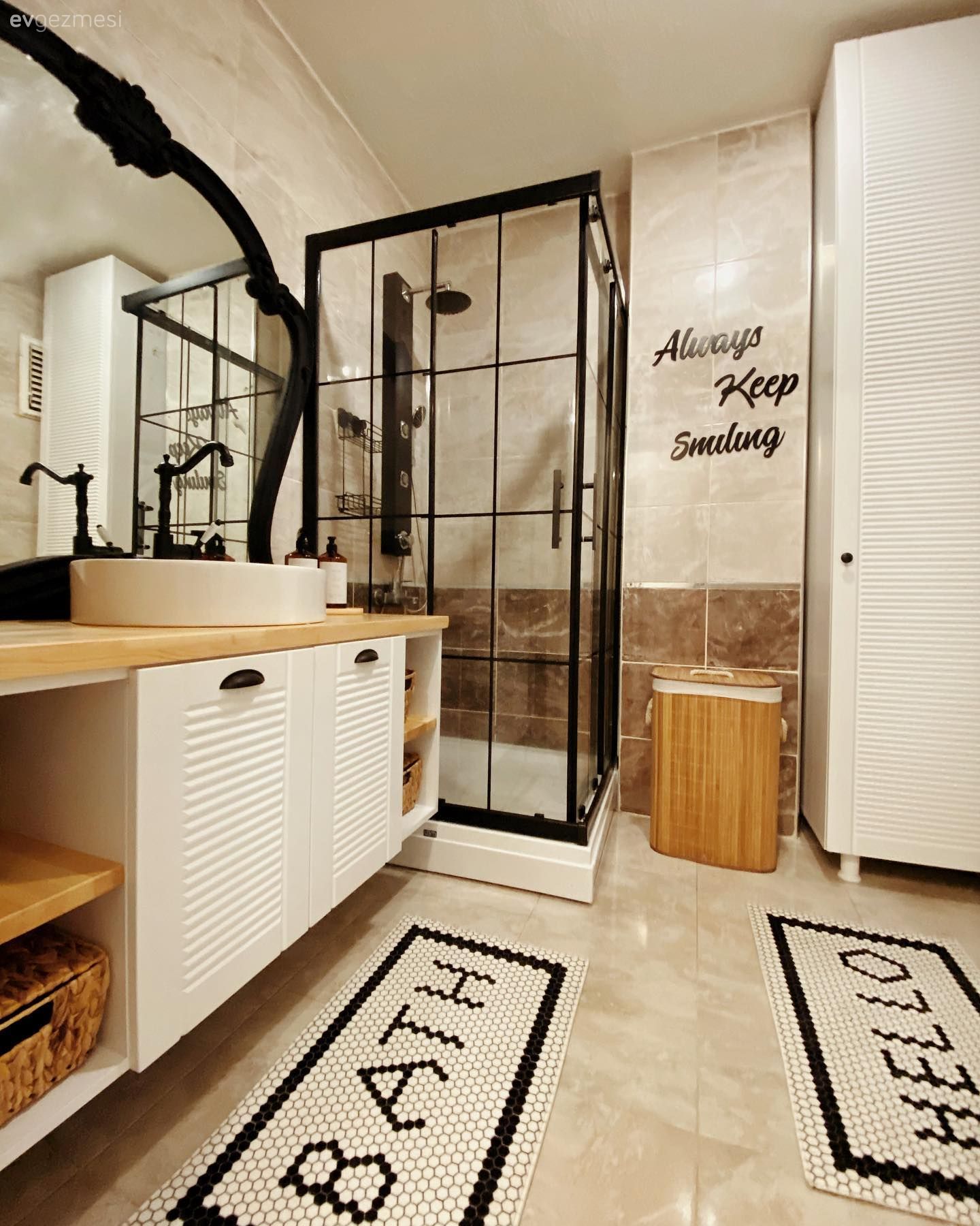 Banyo, Modern, Beyaz, Siyah, Modern banyo, Duşakabin, Banyo seramikleri, Banyo paspası, Banyo dolabı, Banyo aynası
