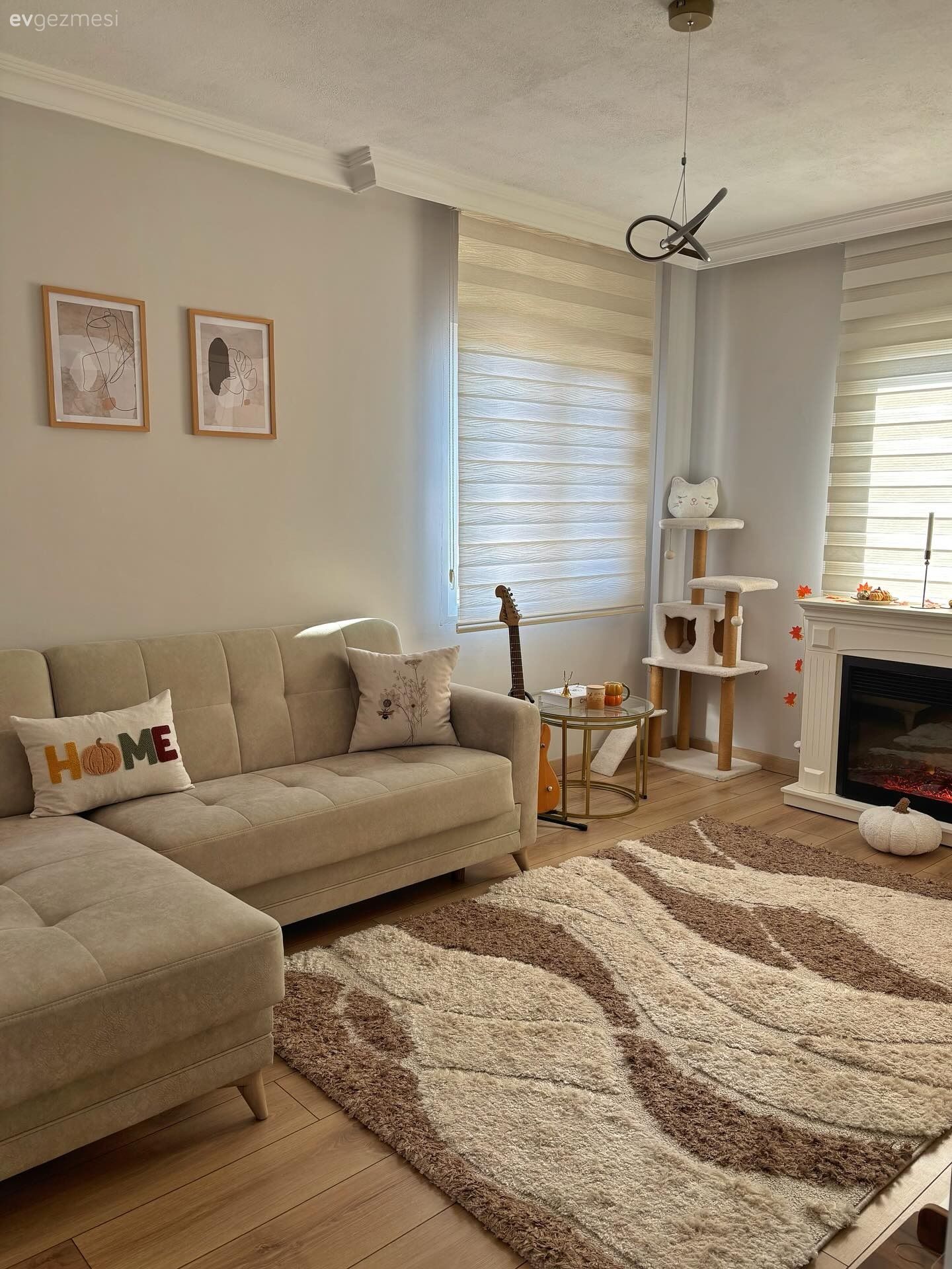 İzmir'deki Bu Villada Dar Yaşam Alanları Verimli Şekilde Değerlendirilmiş