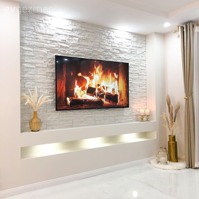 Bu Evin Şıklık Formülünde Açık Renkler ve Işıltı Var