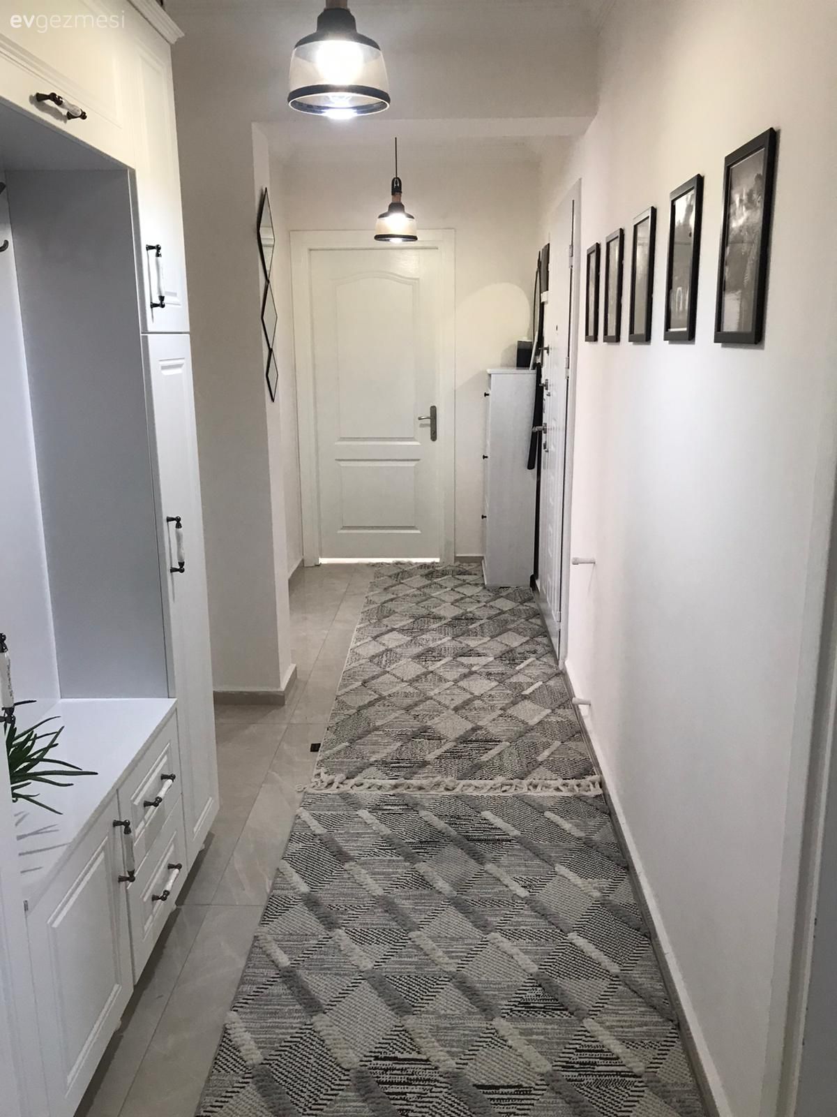 Antre, Beyaz, Gri, Vestiyer, Avize, Aydınlatma, Çerçeve, Antre halısı