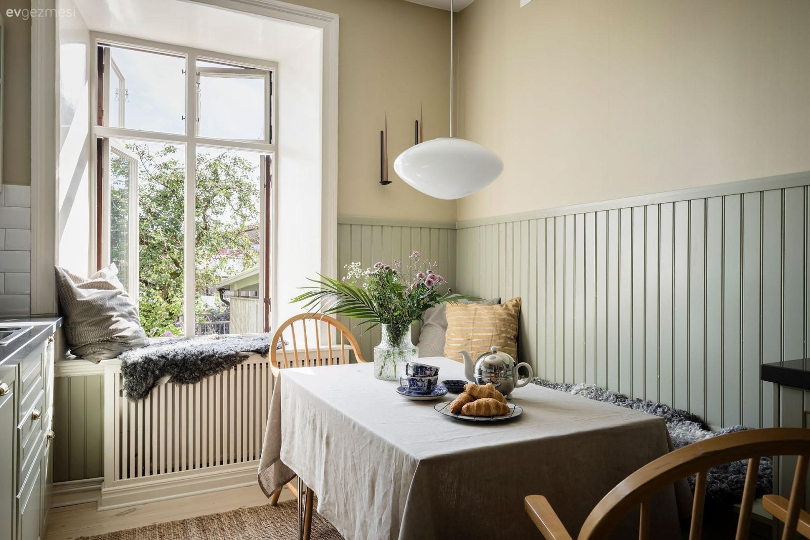 Kalorifer Peteklerini Gizlemek İsteyenlere 12 Harika Fikir