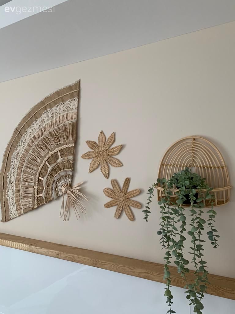 Yatak Odası, Krem, Vizon, Komodin, Duvar rafı, Duvar dekorasyonu, Yatak odası duvar dekorasyonu