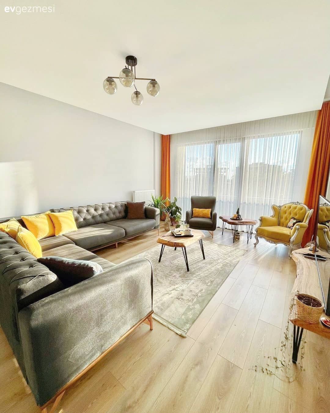 2021 Yılından Ev Gezmeleri: Yılın En Sevilen Salonları!