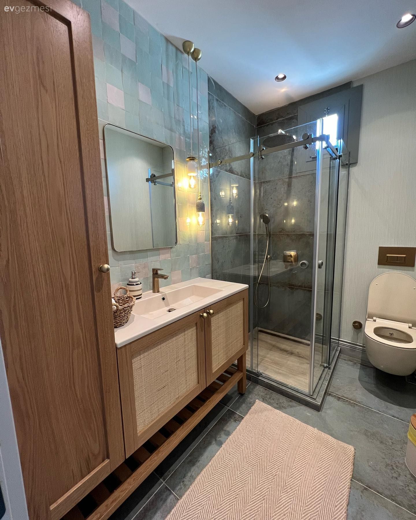 Uskumruköy'deki Bu Evin Mutfağının Büyük Kısmı Eskiden Bahçeymiş!