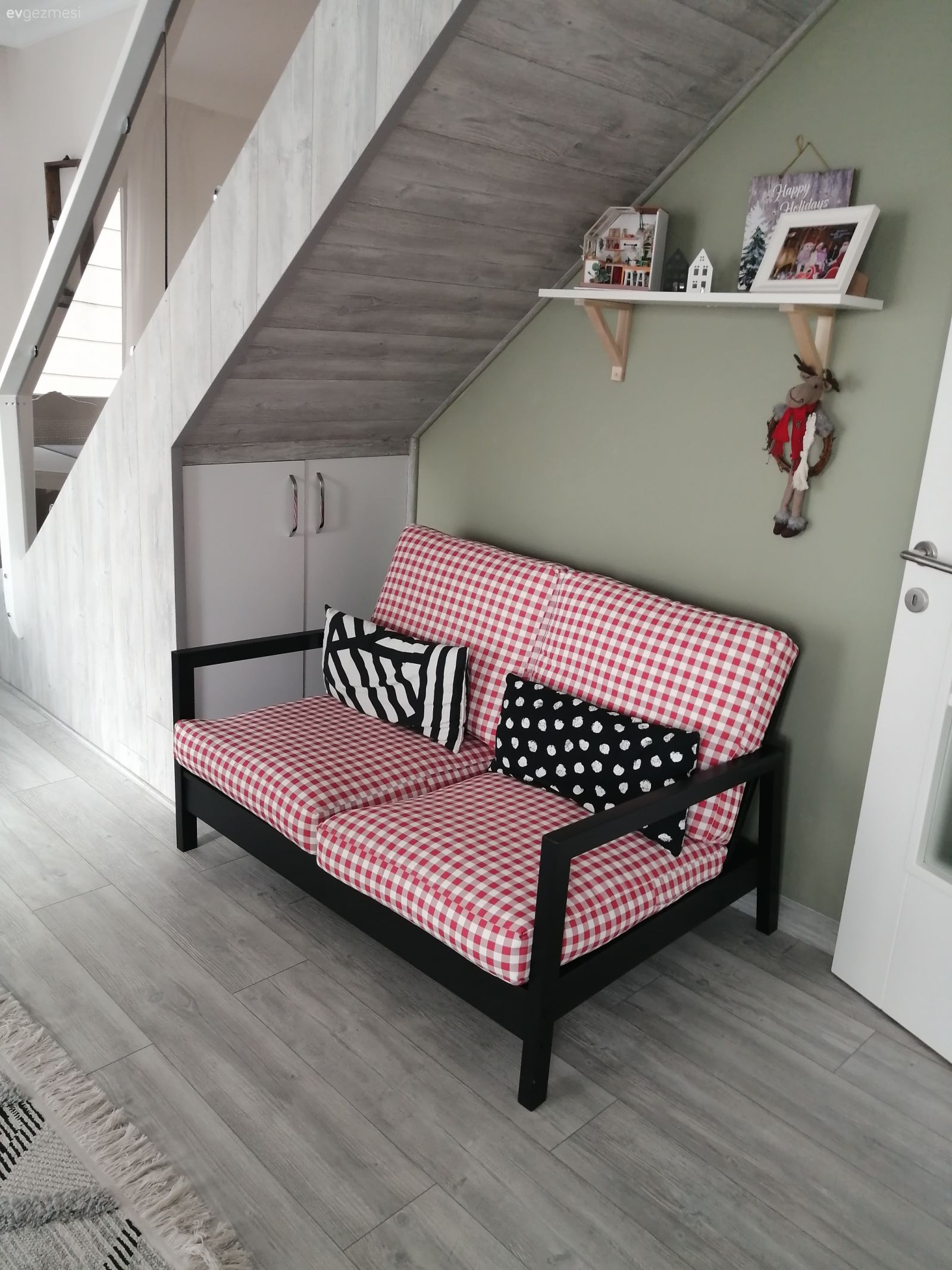 Bohem ve İskandinav Esintileri Bu Dubleks Evi Kuşatmış