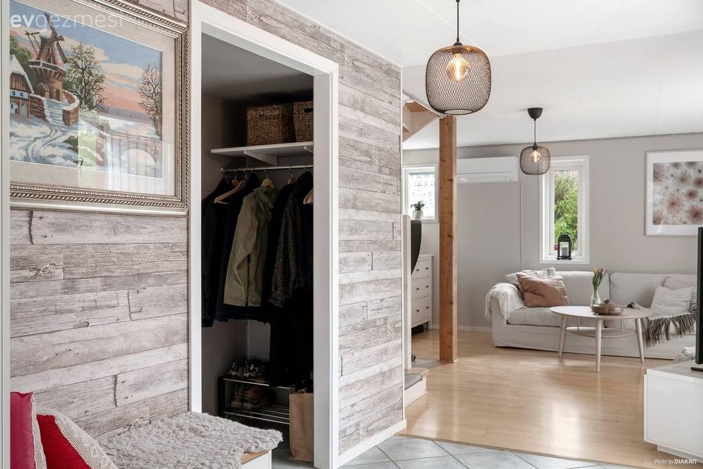 Dışarıdan Bakınca Heybetli Duran Bu İki Katlı Ev Aslında 83 M2