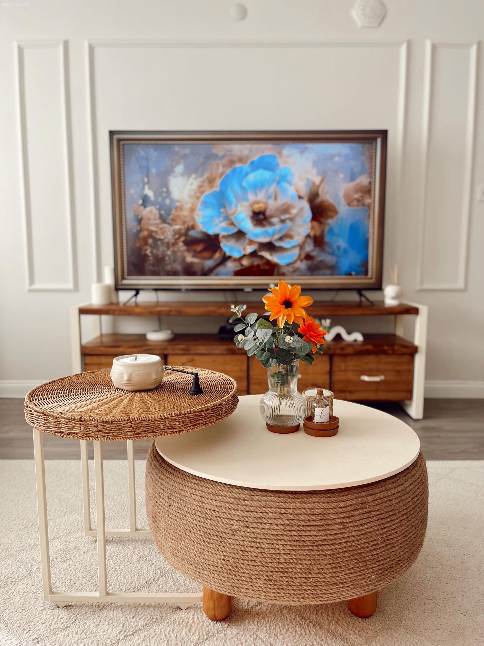 Duvar çıtalama, Tv ünitesi, Tv ünitesi aksesuarları, Ev Aksesuar, Ahşap Mobilya, Orta sehpa, Sehpa, Halı, Salon halısı