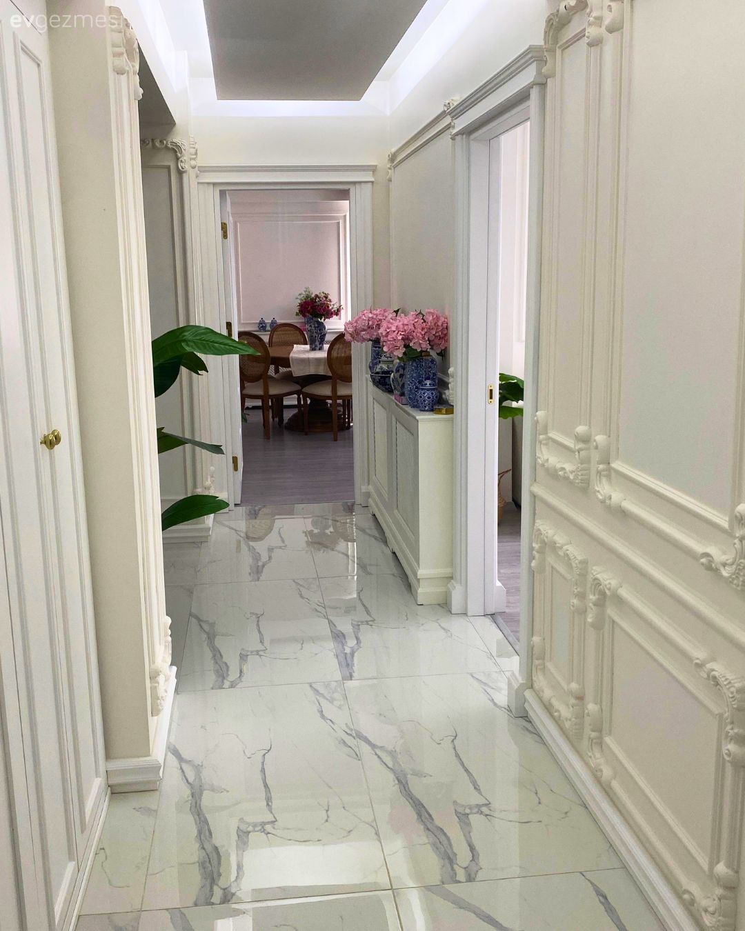 Antre, Beyaz, Duvar çıtalama, Dekoratif Objeler, Çiçekler, Vazo, Ev Aksesuar, Led aydınlatma, Aydınlatma