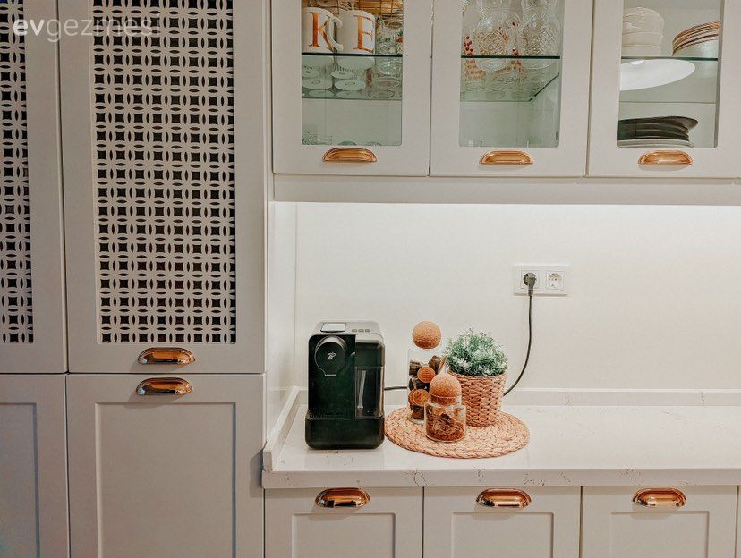 Bu Ankara Mutfağında Beyazın Etkisi Çok Belirgin!